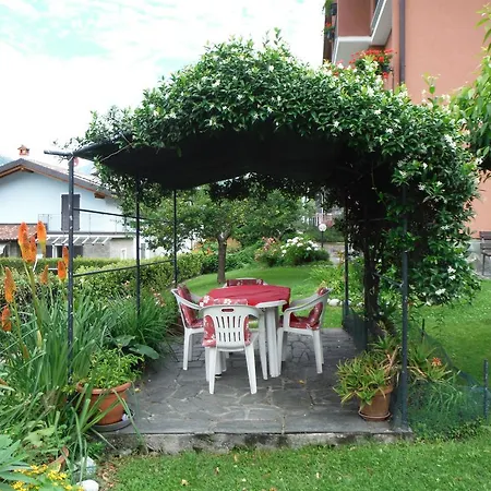 Apartman Garden House Colico