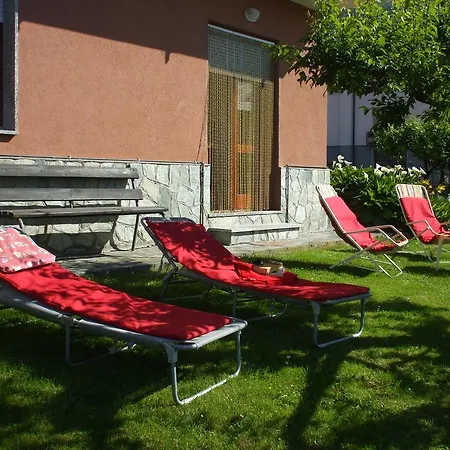 Apartman Garden House